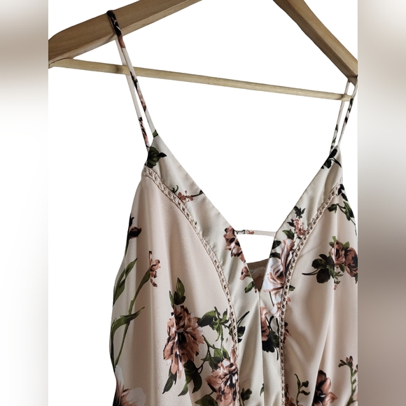 Floral Spaghetti Strap Dress - Picture 3 of 8